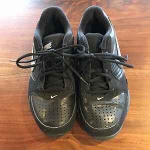 Nike Air Baseline Low. Men’s 8